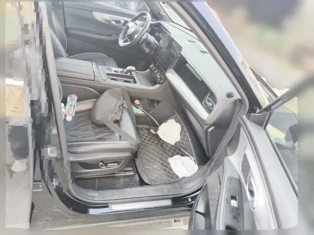 GAC Trumpchi GS8 — Фото автомобиля 13