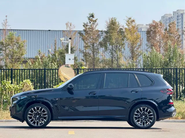 BMW X5 — Фото автомобиля 3