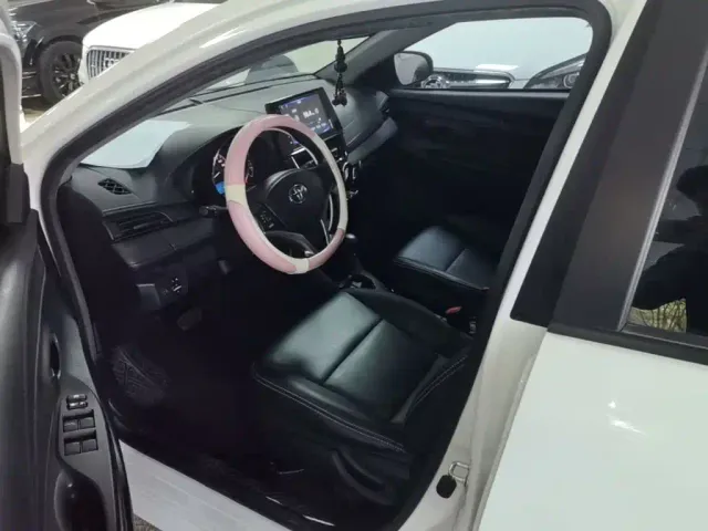 Toyota Vios FS — Фото автомобиля 14