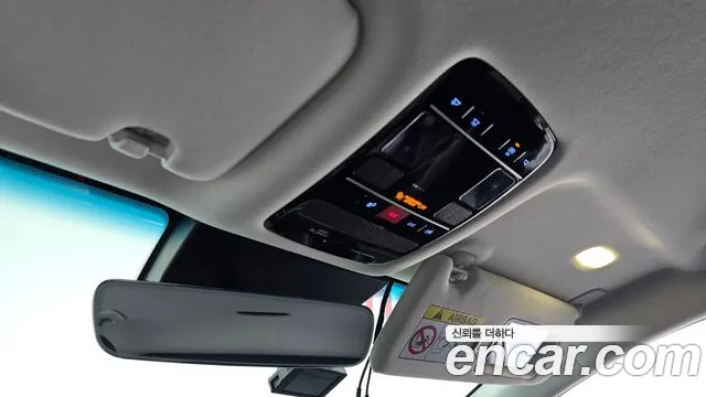 Hyundai Grandeur Grandeur (GN7) 3.5 Бензин 4WD — Фото автомобиля 18