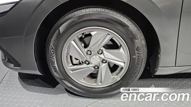Hyundai AVANTE Новый Avante (CN7) 1.6 LPi (Для проката) — Фото автомобиля 5