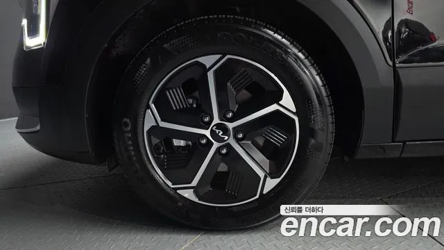 Kia Niro The All New — Фото автомобиля 5