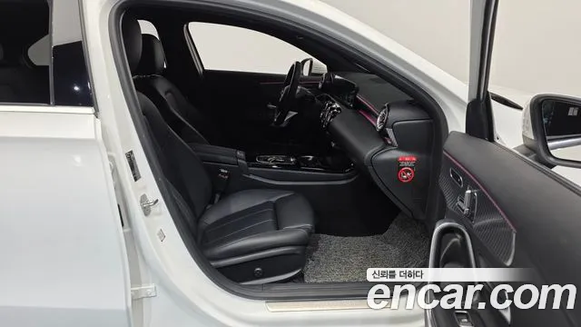 Mercedes-Benz A-Class W177 — Фото автомобиля 17