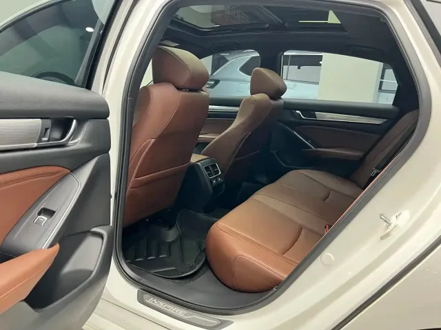 Honda Inspire — Фото автомобиля 5