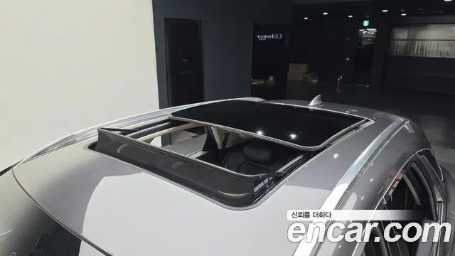 Genesis GV70 2.5T Бензин AWD — Фото автомобиля 8