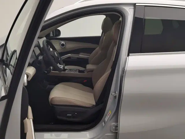 BYD Yuan PLUS — Фото автомобиля 10