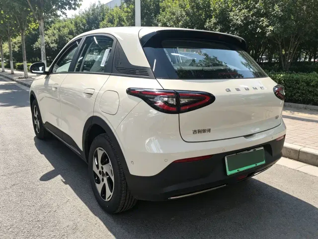 Geely Starry Wish — Фото автомобиля 13