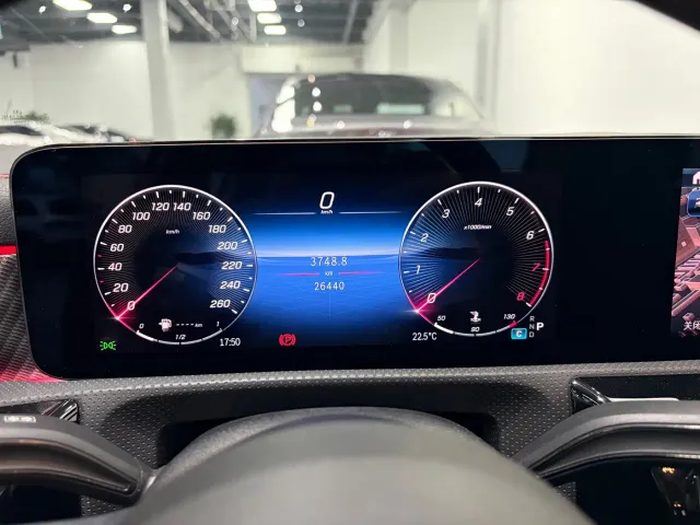 Mercedes-Benz A-Class — Фото автомобиля 7