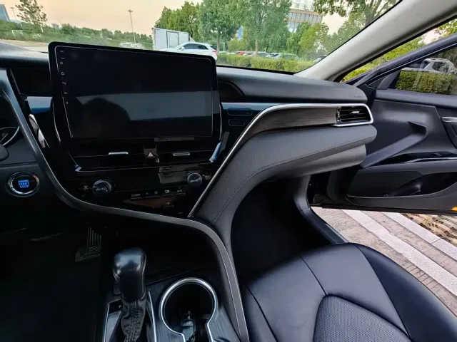 Toyota Camry — Фото автомобиля 15
