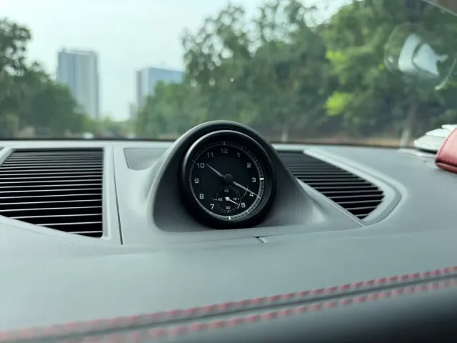 Porsche Macan — Фото автомобиля 7
