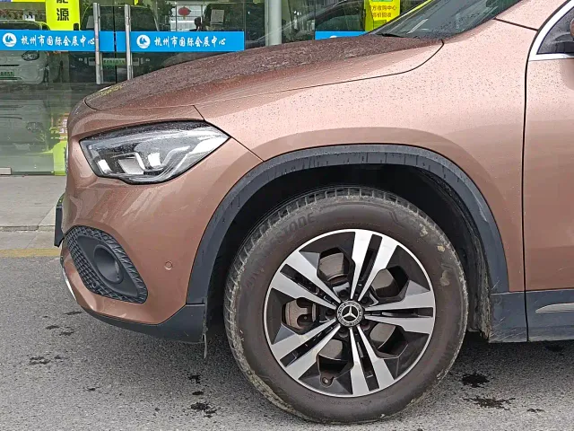 Mercedes-Benz GLA-Class — Фото автомобиля 4