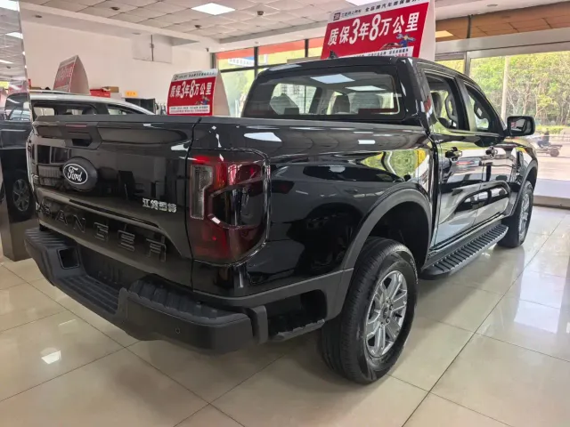 Ford Ranger — Фото автомобиля 4