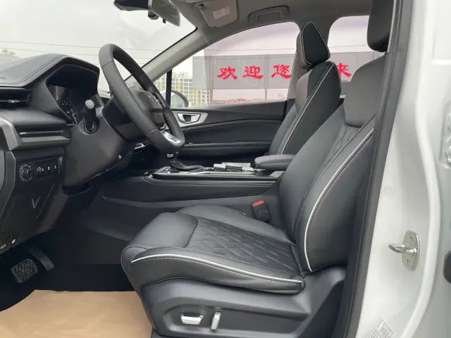 Wuling Jiachen — Фото автомобиля 14