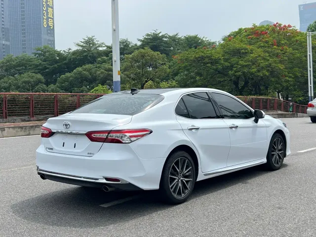 Toyota Camry — Фото автомобиля 22