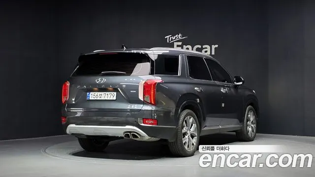 Hyundai Palisade — Фото автомобиля 2