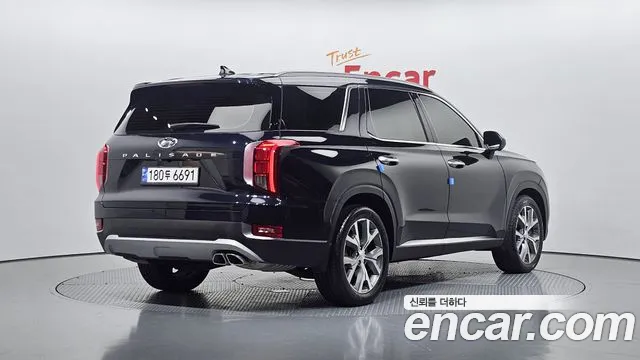 Hyundai Palisade Palisade Дизель 2.2 2WD — Фото автомобиля 2
