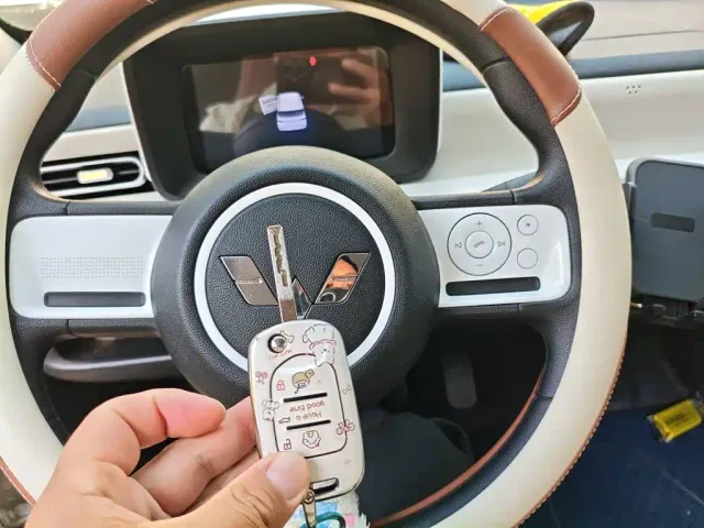Wuling Hongguang Mini EV — Фото автомобиля 9