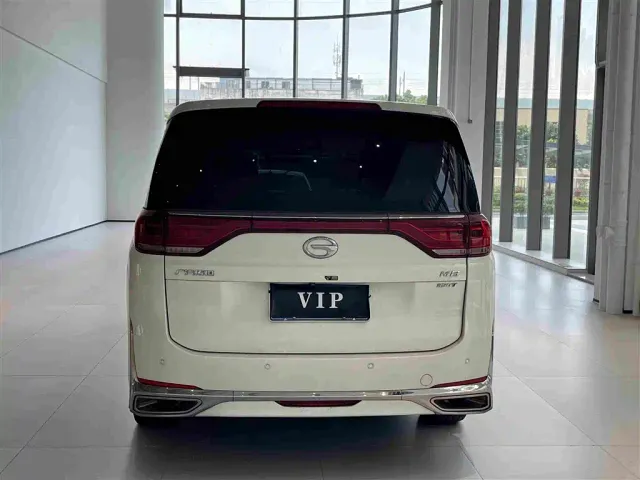 GAC Trumpchi M8 — Фото автомобиля 6