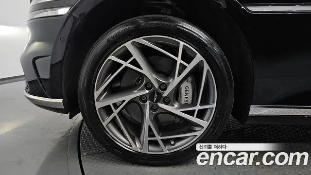 Genesis G90 Бензин 3.5 турбо AWD — Фото автомобиля 5