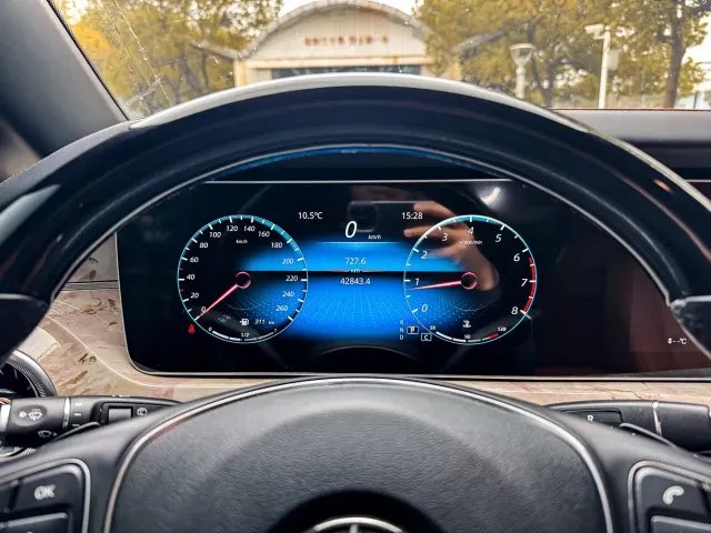 Mercedes-Benz Vito — Фото автомобиля 3