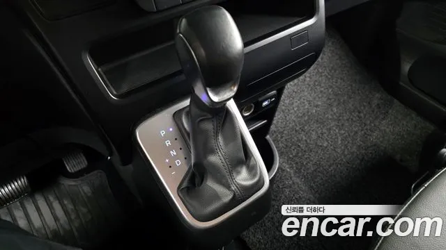 Hyundai Staria Staria Карго 3 места — Фото автомобиля 9