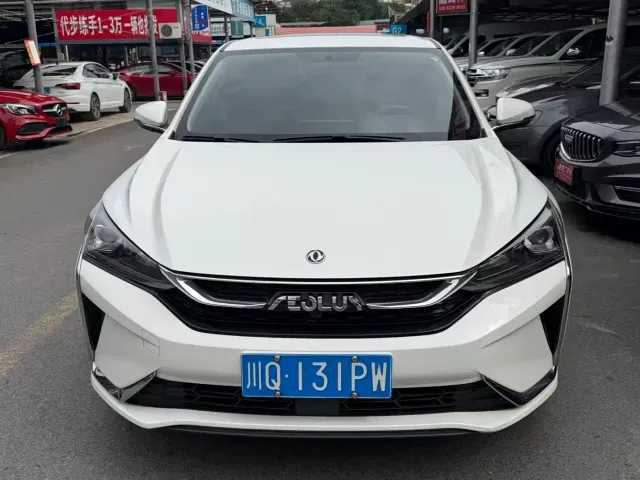 Dongfeng Yixuan — Фото автомобиля 2