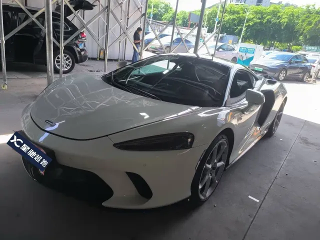 McLaren GT — Фото автомобиля 3