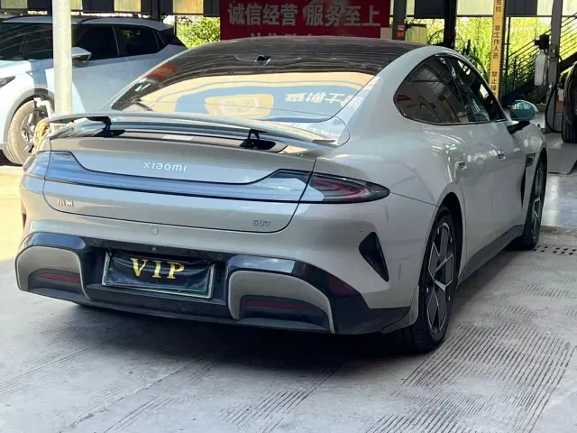 Xiaomi SU7 — Фото автомобиля 8