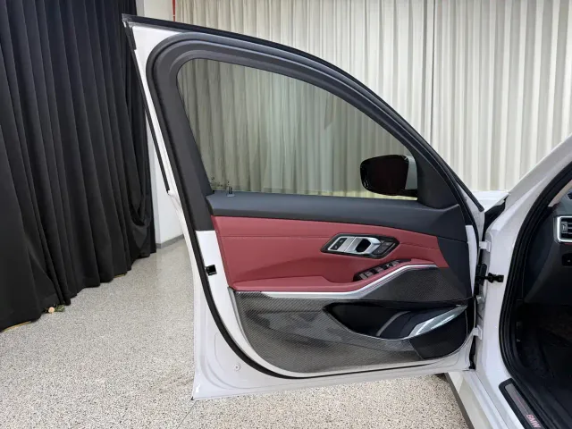 BMW i3 — Фото автомобиля 10