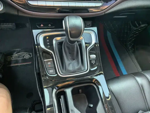 GAC Trumpchi M6 — Фото автомобиля 13
