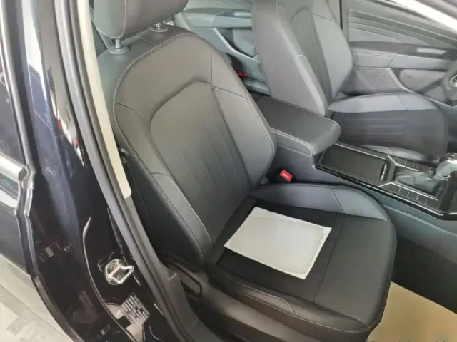 Volkswagen Passat — Фото автомобиля 24