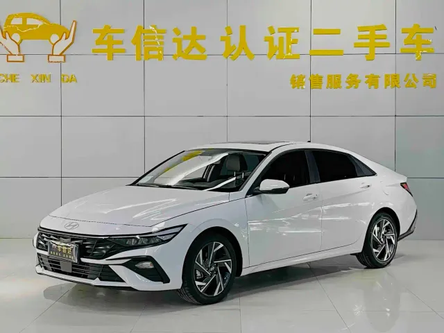 Фотография автомобиля — Hyundai Elantra