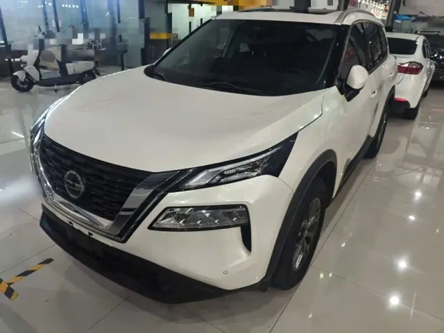 Фотография автомобиля — Nissan X-Trail