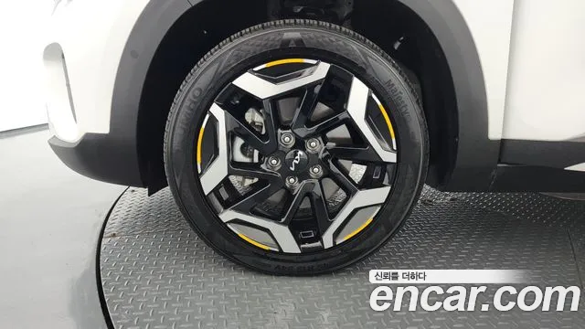 Kia Seltos Бензин 1.6 турбо 2WD — Фото автомобиля 5