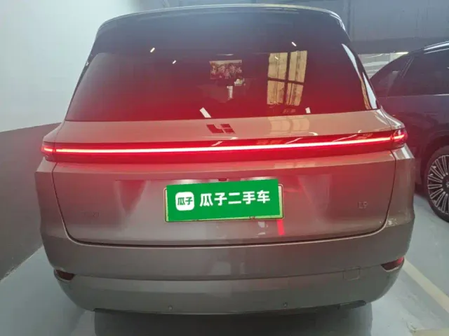 Li Auto Li Xiang L9 2022 Max — Фото автомобиля 5