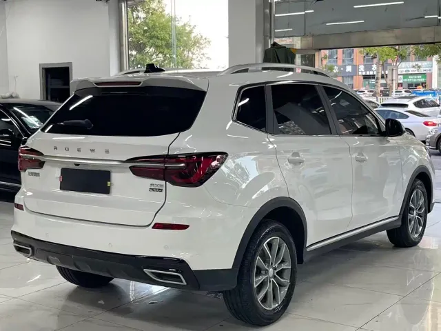 Roewe RX5 — Фото автомобиля 6