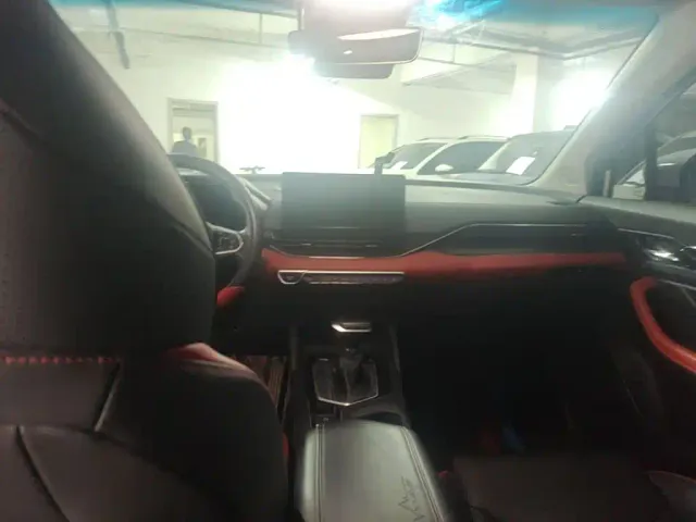 Geely Emgrand S — Фото автомобиля 12