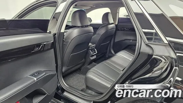 Hyundai Grandeur GN7 — Фото автомобиля 18