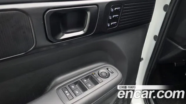 Hyundai Santafe Santa Fe (MX5) Бензин 2.5T 2WD — Фото автомобиля 26