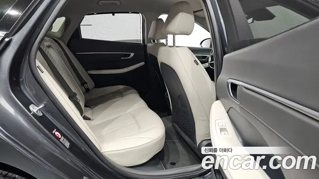 Hyundai Sonata Inspiration — Фото автомобиля 12