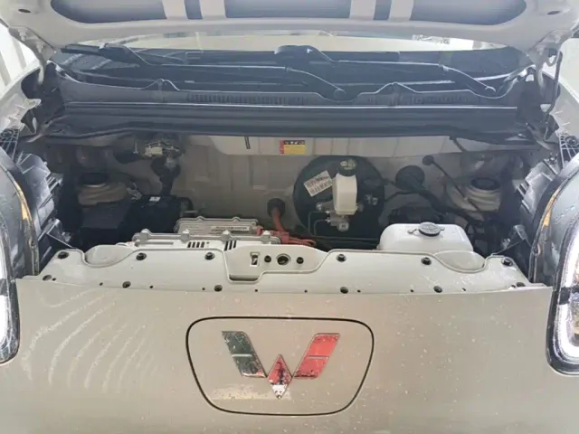 Wuling Hongguang Mini EV — Фото автомобиля 19