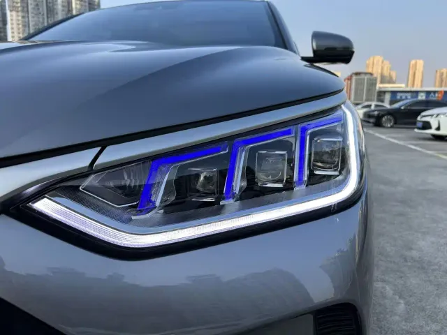BYD Song PLUS — Фото автомобиля 18