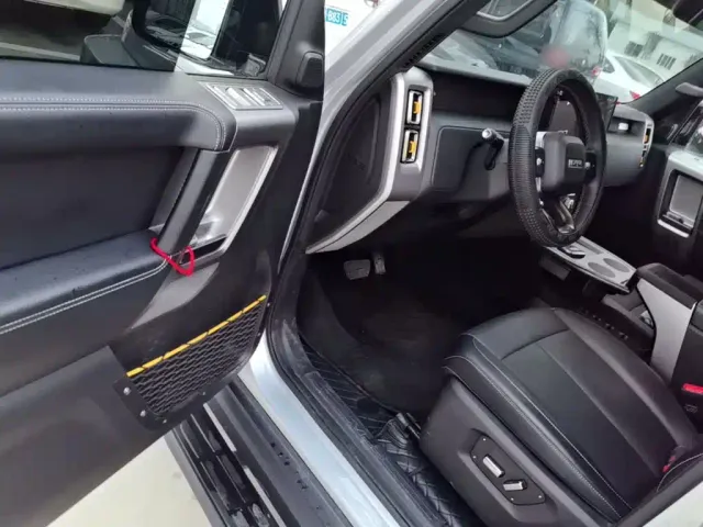 iCAR V23 — Фото автомобиля 15