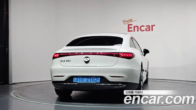 Mercedes-Benz EQS — Фото автомобиля 4