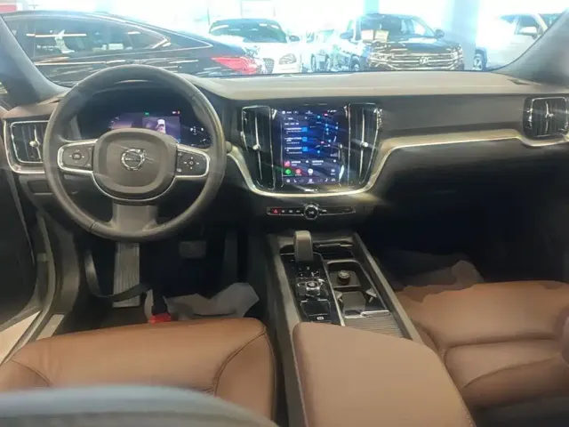 Volvo S60 — Фото автомобиля 9