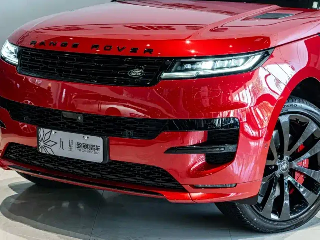Land Rover Range Rover Sport — Фото автомобиля 20