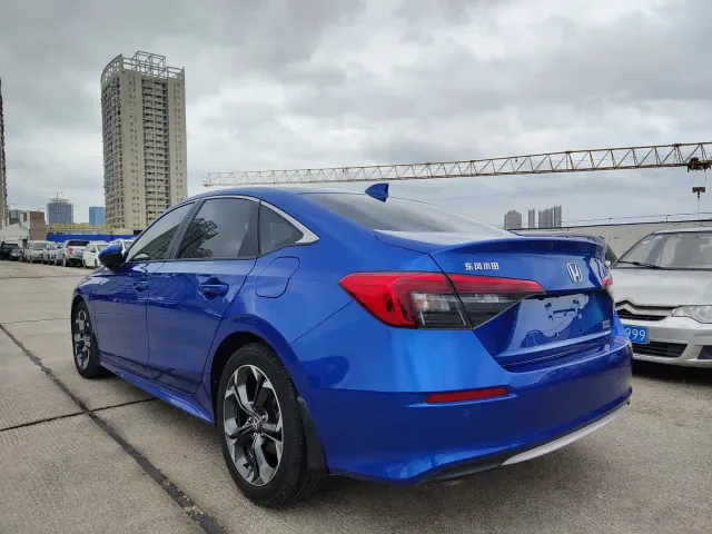 Honda Civic — Фото автомобиля 6