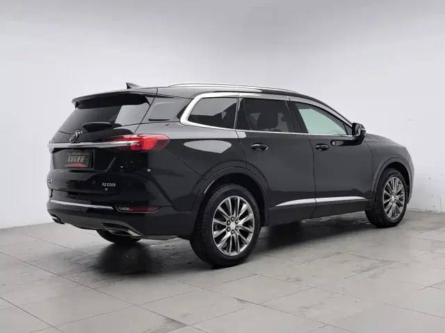 Buick Enclave — Фото автомобиля 2