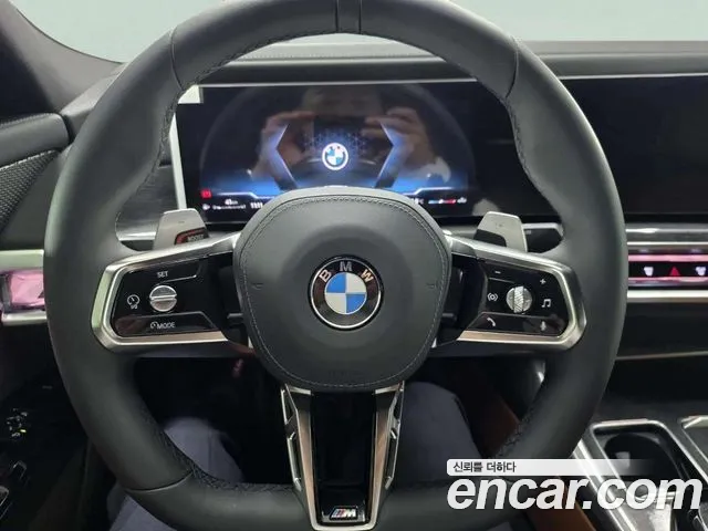 BMW 7 Series — Фото автомобиля 14