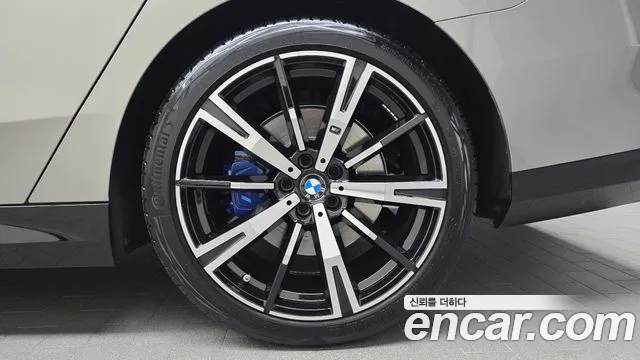 BMW 5-Series 5 серия (G60) 530i xDrive M Sport — Фото автомобиля 19